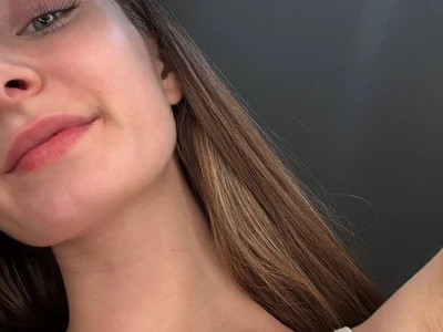 desire__sky webcam livesex profile in hungarian cams